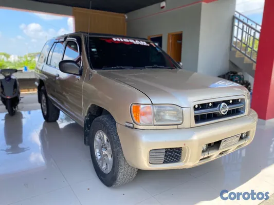 2000 Nissan Pathfinder — foto 3 / 11