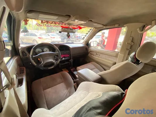 2000 Nissan Pathfinder — foto 8 / 11