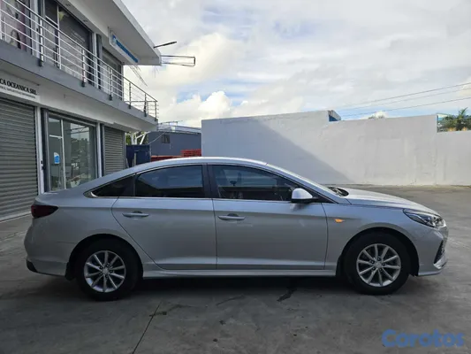 2021 Hyundai Sonata — foto 5 / 10