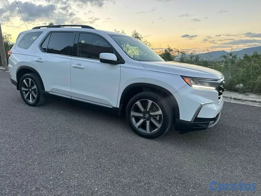 2025 Honda Pilot — foto 2 / 8