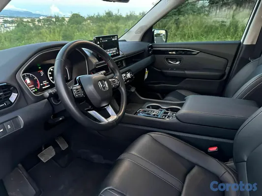 2025 Honda Pilot — foto 6 / 8