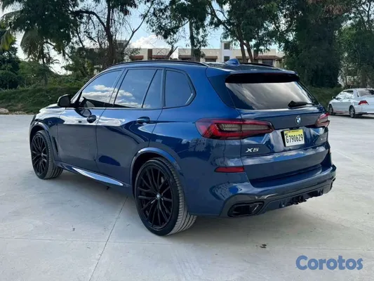 2020 BMW X5 — foto 4 / 18