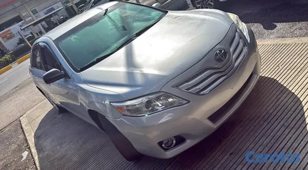 2011 Toyota Camry — foto 1 / 7