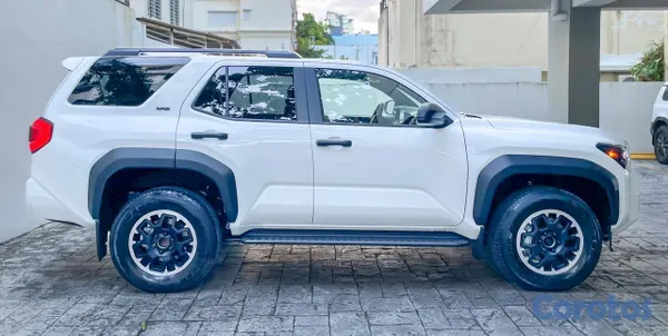 2026 Toyota 4 Runner — foto 3 / 11