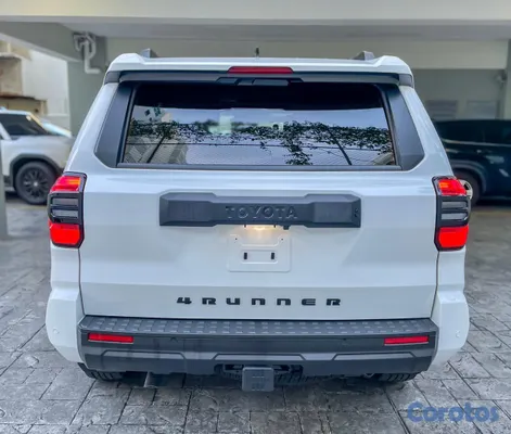 2026 Toyota 4 Runner — foto 5 / 11