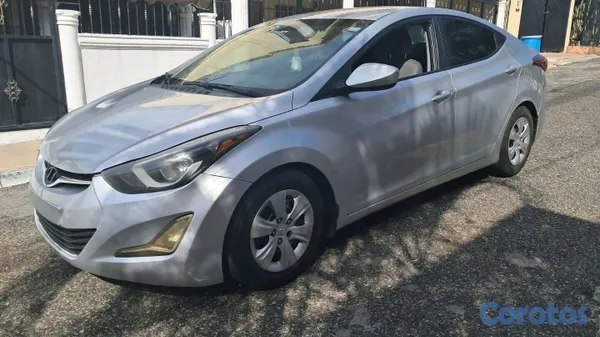 2016 Hyundai Elantra — foto 3 / 8