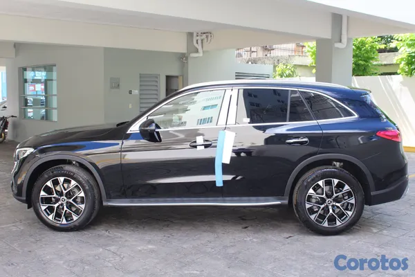 2026 Mercedes-Benz Clase GLC — foto 4 / 10