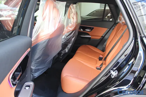 2026 Mercedes-Benz Clase GLC — foto 7 / 10
