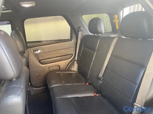 2009 Ford Escape — foto 9 / 11