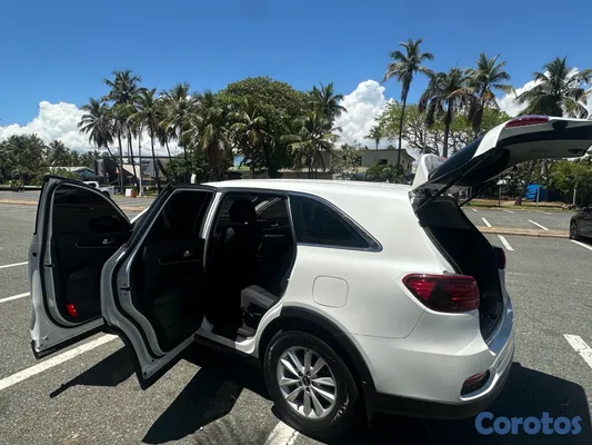 2020 Kia Sorento — foto 4 / 14