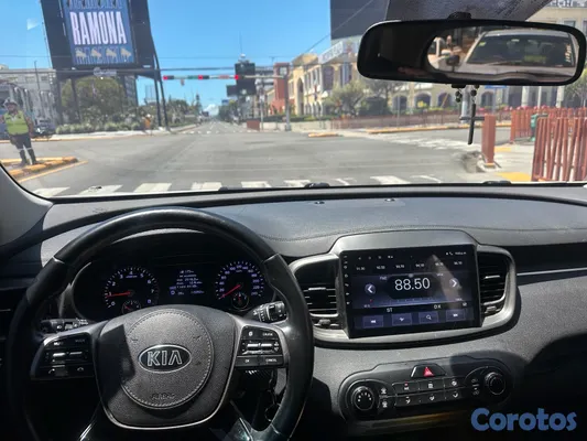 2020 Kia Sorento — foto 14 / 14