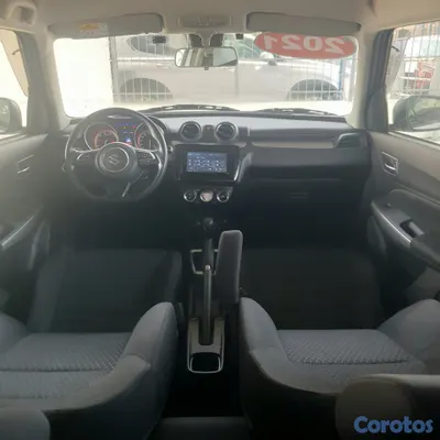 2021 Suzuki Swift — foto 9 / 14