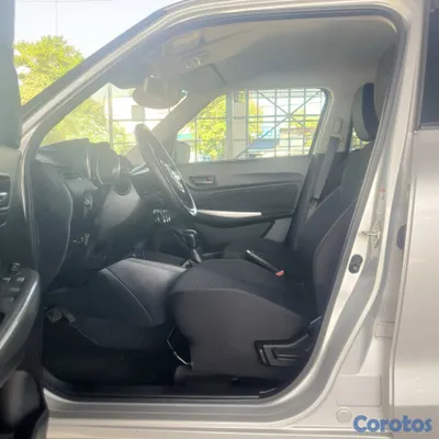 2021 Suzuki Swift — foto 11 / 14