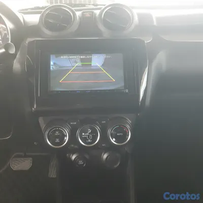 2021 Suzuki Swift — foto 13 / 14