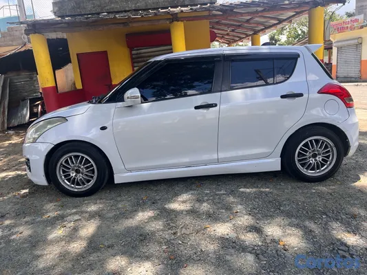 2013 Suzuki Swift — foto 4 / 12