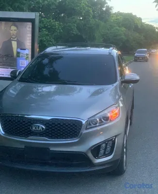 2016 Kia Sorento — foto 2 / 3