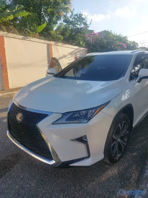 2017 Lexus Rx — foto 3 / 4