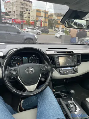 2016 Toyota Rav-4 — foto 9 / 11