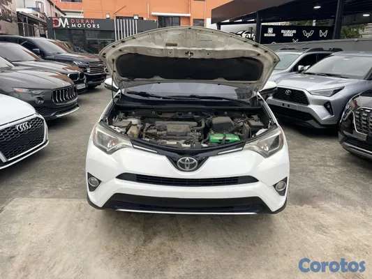 2016 Toyota Rav-4 — foto 11 / 11
