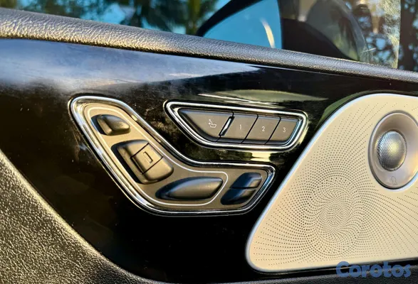2020 Lincoln Aviator — foto 5 / 10