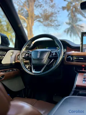 2020 Lincoln Aviator — foto 10 / 10