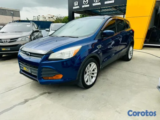 2014 Ford Escape — foto 2 / 10