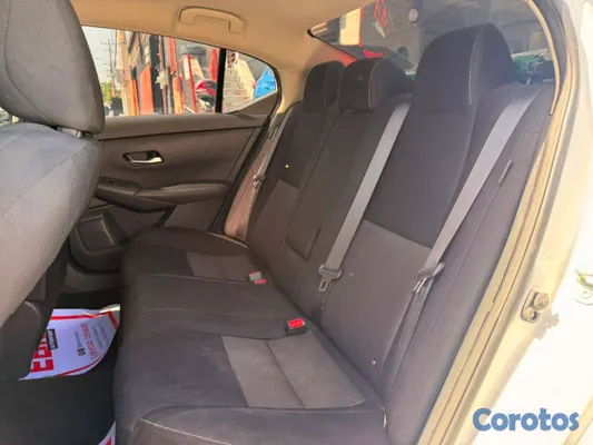 2021 Nissan Sentra — foto 8 / 8
