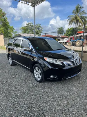 2017 Toyota Sienna