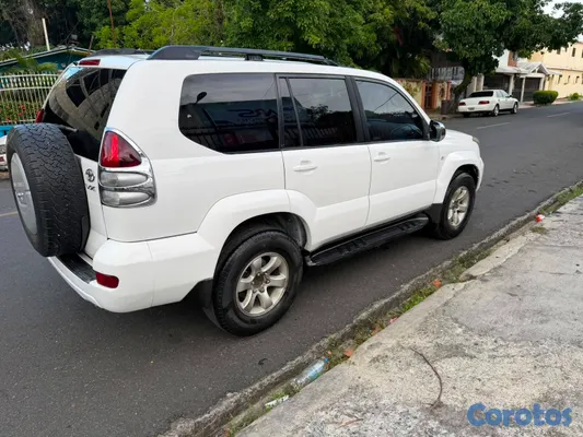 2007 Toyota Land Cruiser Prado — foto 3 / 13