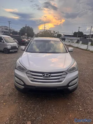 2013 Hyundai Grand Santa Fe