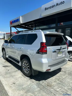 2020 Toyota Land Cruiser Prado — foto 3 / 9