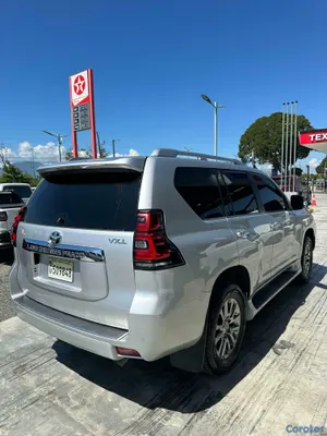 2020 Toyota Land Cruiser Prado — foto 6 / 9