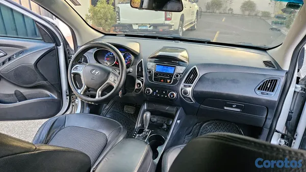 2011 Hyundai Tucson — foto 6 / 11