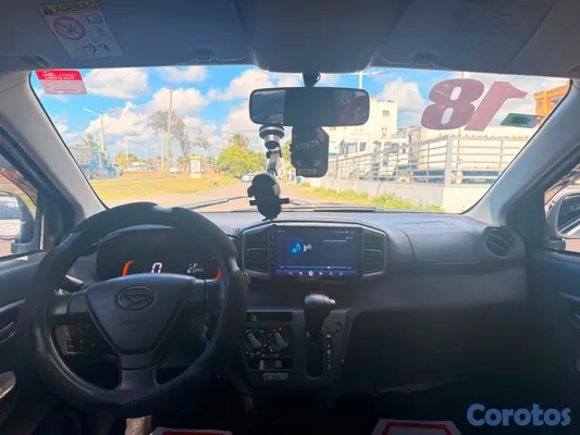 2018 Daihatsu Mira — foto 5 / 9