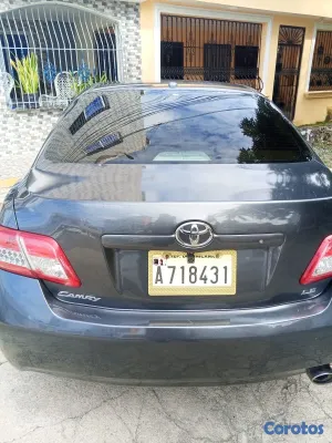 2010 Toyota Camry — foto 3 / 5