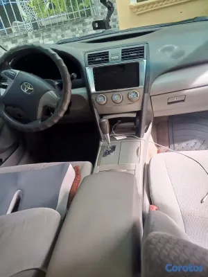 2010 Toyota Camry — foto 4 / 5