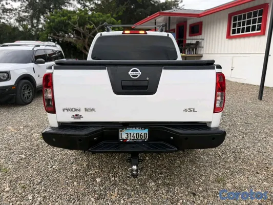2012 Nissan Frontier — foto 4 / 9