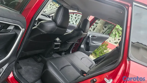 2021 Toyota Rav-4 — foto 12 / 17