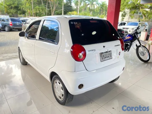 2010 Chevrolet Spark — foto 4 / 11