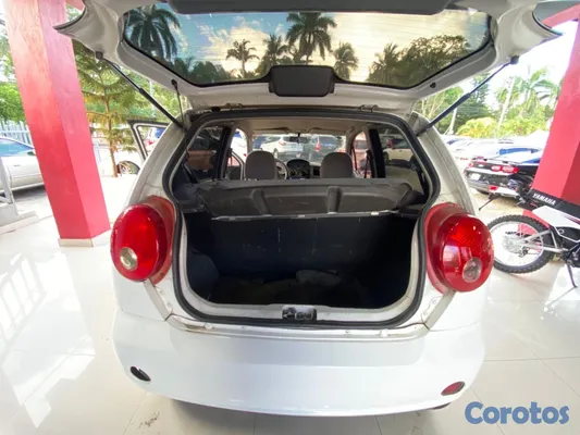 2010 Chevrolet Spark — foto 8 / 11