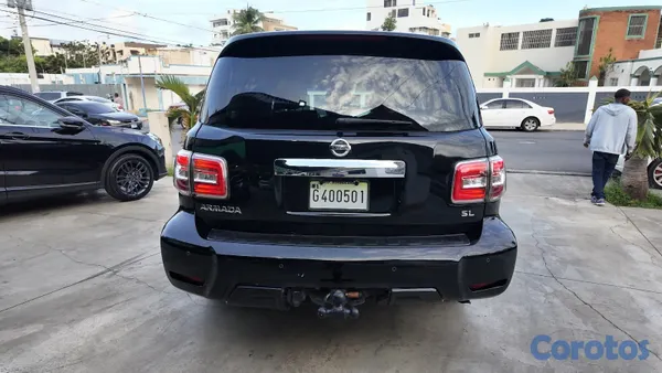 2017 Nissan Armada — foto 5 / 10