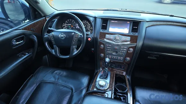 2017 Nissan Armada — foto 10 / 10