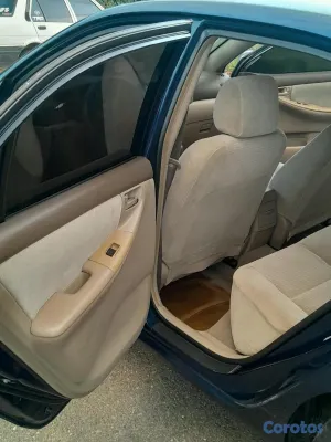 2008 Toyota Corolla — foto 16 / 19