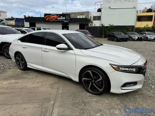 2020 Honda Accord — foto 3 / 10