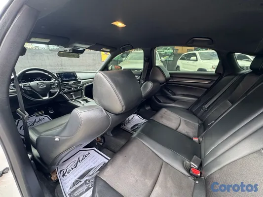 2020 Honda Accord — foto 10 / 10
