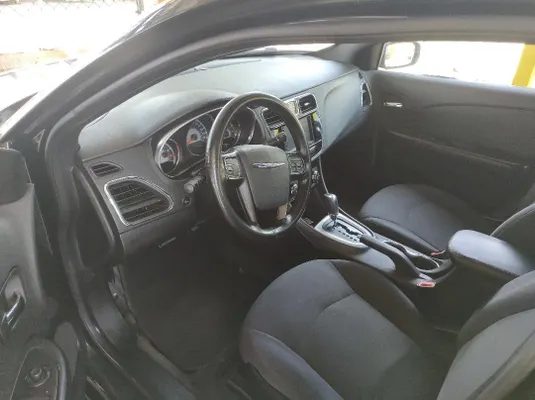 2012 Chrysler Otro — foto 4 / 4