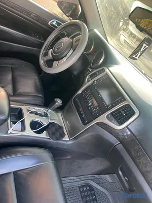 2012 Jeep Grand Cherokee L — foto 5 / 8