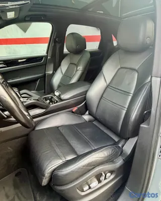 2020 Porsche Cayenne — foto 10 / 10