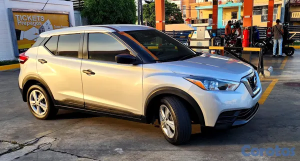 2020 Nissan Kicks — foto 4 / 8