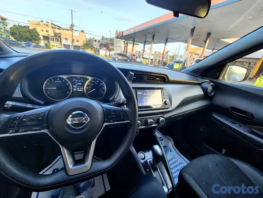 2020 Nissan Kicks — foto 6 / 8